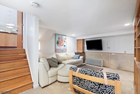 335 Valentine Street Highland Park NJ 08904