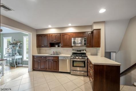 485 Eisenhower Court Wyckoff NJ 07481