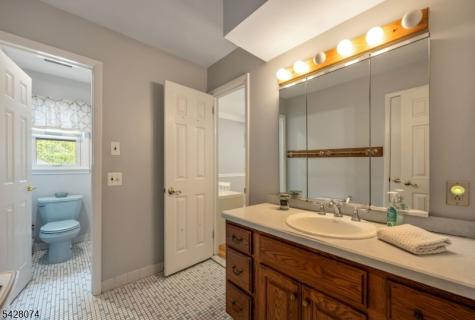 485 Eisenhower Court Wyckoff NJ 07481