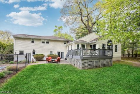 485 Eisenhower Court Wyckoff NJ 07481