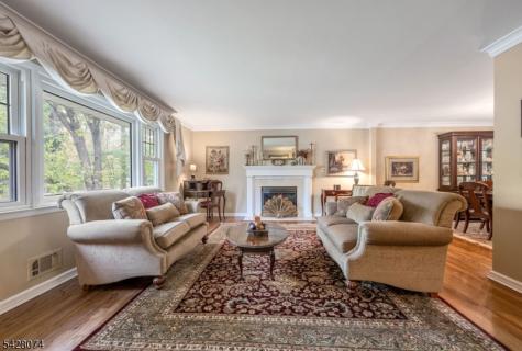 485 Eisenhower Court Wyckoff NJ 07481