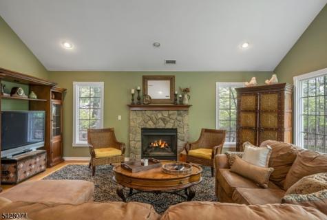485 Eisenhower Court Wyckoff NJ 07481