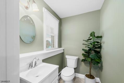 561 Rogers Drive Roxbury NJ 07850