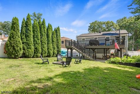 561 Rogers Drive Roxbury NJ 07850