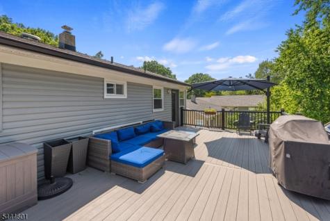 561 Rogers Drive Roxbury NJ 07850
