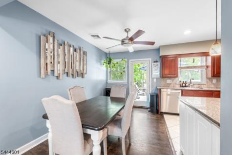 561 Rogers Drive Roxbury NJ 07850