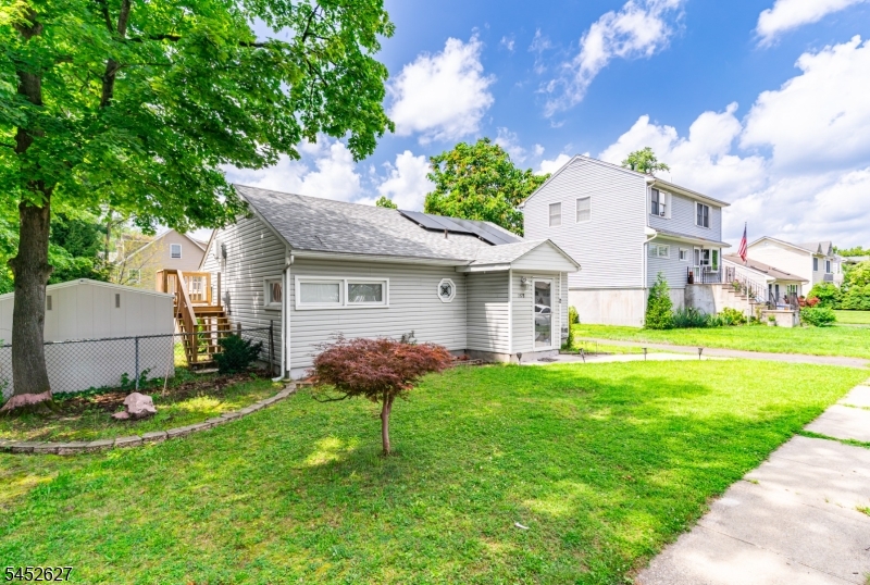 1528 Washington Avenue Pompton Lakes NJ 07442