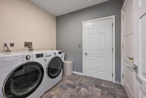 60 North Street Elmwood Park NJ 07407