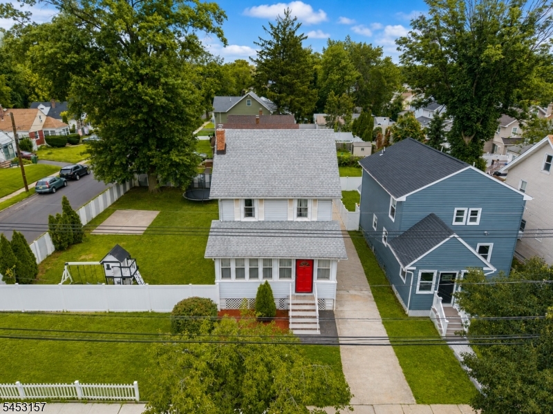 512 W 3rd Avenue Roselle NJ 07203