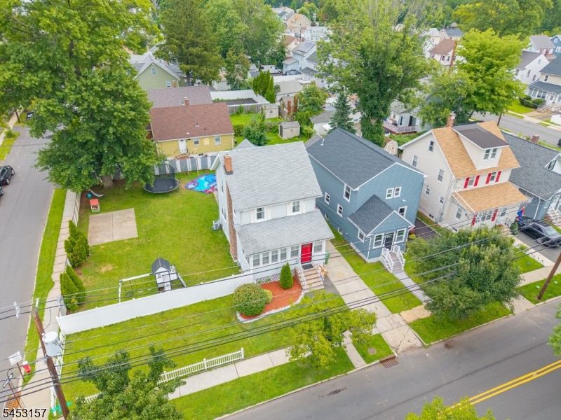 512 W 3rd Avenue Roselle NJ 07203