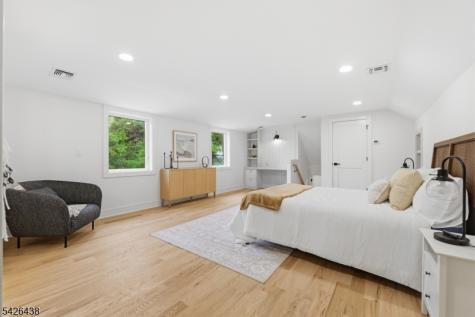 11 Cobane Terrace West Orange NJ 07052