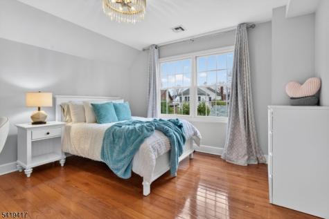 20 Parkview Drive Millburn NJ 07041