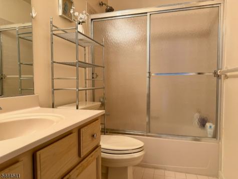 20 Winding Brook Lane Jefferson NJ 07438