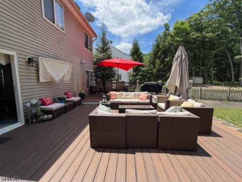 20 Winding Brook Lane Jefferson NJ 07438