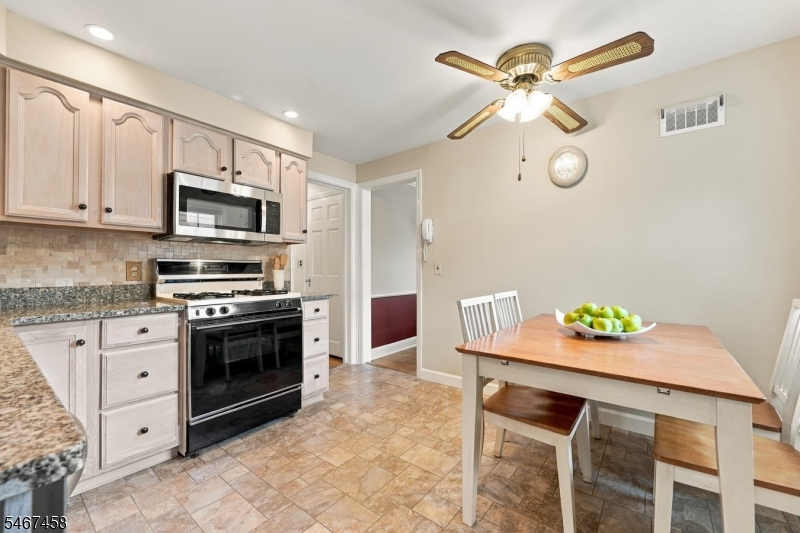 1841 Quaker Way Union NJ 07083