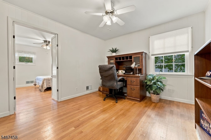 1841 Quaker Way Union NJ 07083