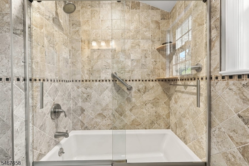 1841 Quaker Way Union NJ 07083