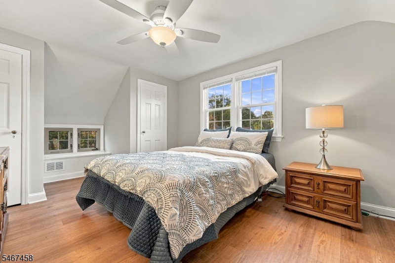 1841 Quaker Way Union NJ 07083