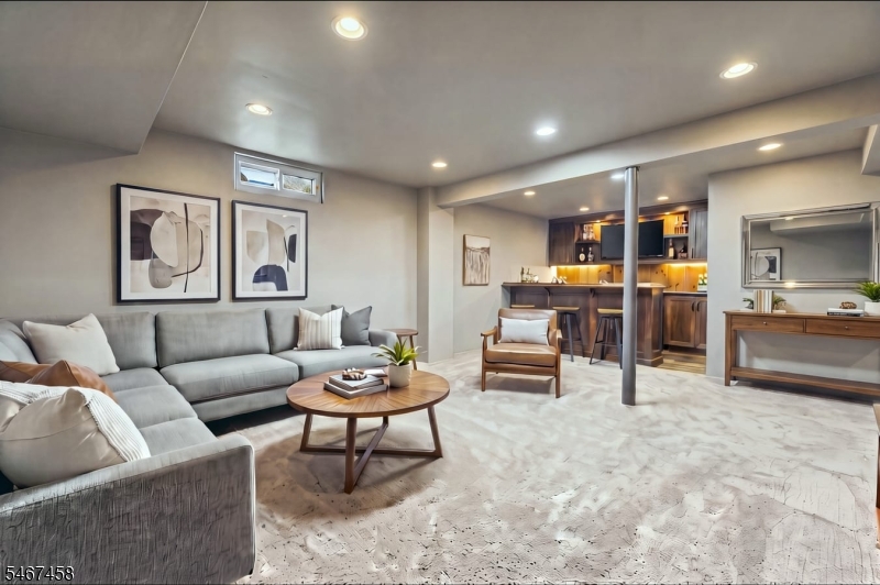 1841 Quaker Way Union NJ 07083