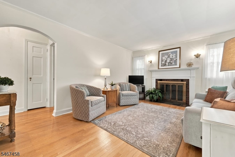 1841 Quaker Way Union NJ 07083