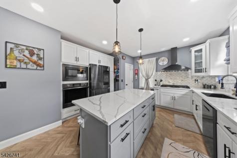 88 Woodbine Avenue Newark NJ 07106