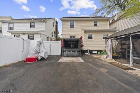 88 Woodbine Avenue Newark NJ 07106