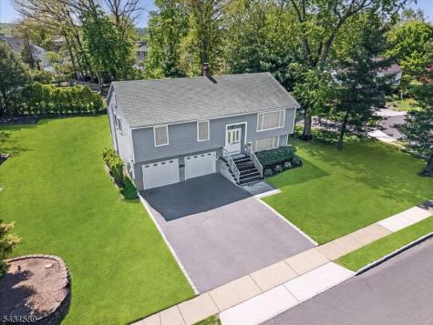9 Arthur Terrace Livingston NJ 07039