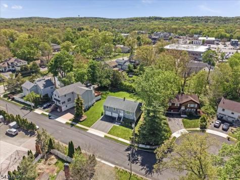 9 Arthur Terrace Livingston NJ 07039