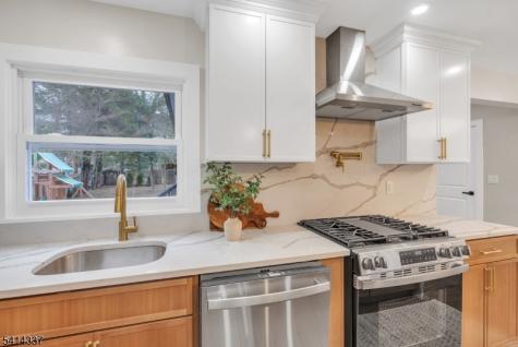 326 Saint Cloud Avenue West Orange NJ 07052