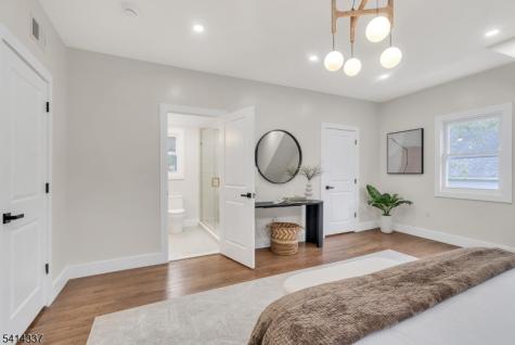 326 Saint Cloud Avenue West Orange NJ 07052