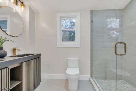 326 Saint Cloud Avenue West Orange NJ 07052