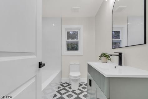 326 Saint Cloud Avenue West Orange NJ 07052