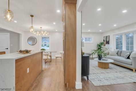 326 Saint Cloud Avenue West Orange NJ 07052