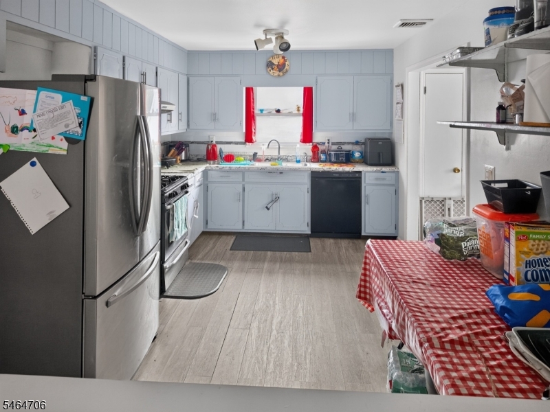 2393 Steuben Street Union NJ 07083