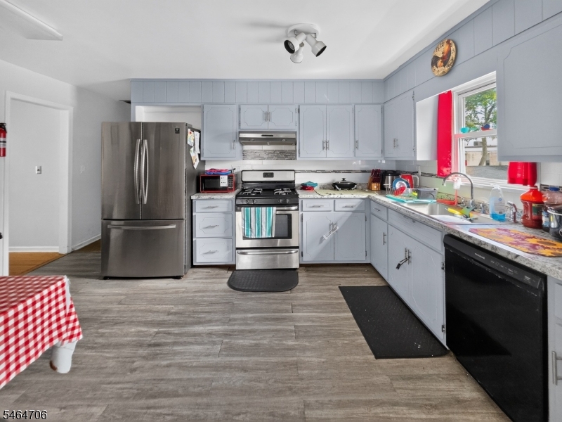 2393 Steuben Street Union NJ 07083