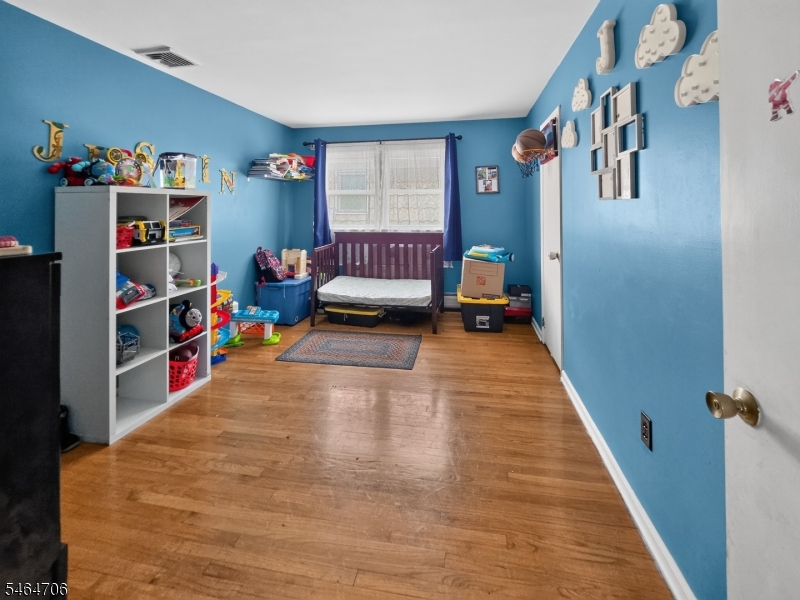 2393 Steuben Street Union NJ 07083