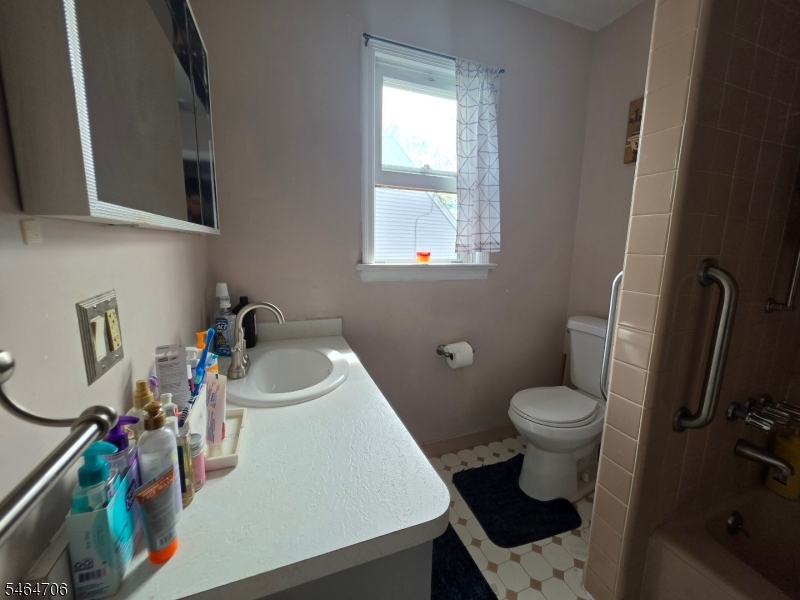 2393 Steuben Street Union NJ 07083