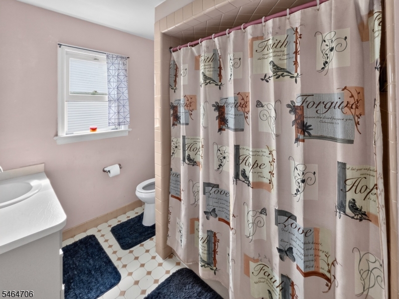 2393 Steuben Street Union NJ 07083