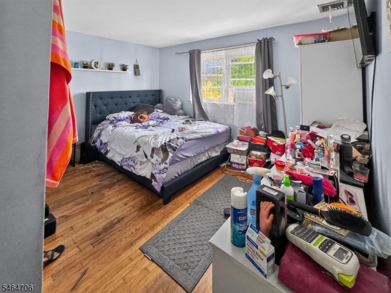 2393 Steuben Street Union NJ 07083