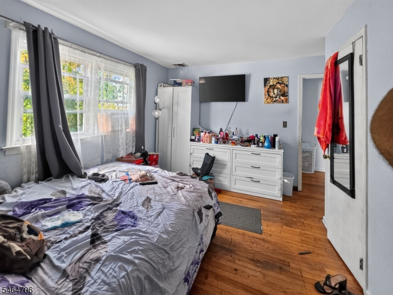 2393 Steuben Street Union NJ 07083