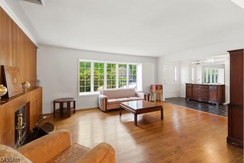 1 Winding Way North Caldwell NJ 07006