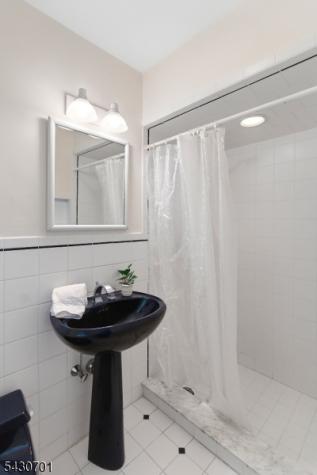 1 Winding Way North Caldwell NJ 07006