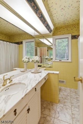 1 Winding Way North Caldwell NJ 07006