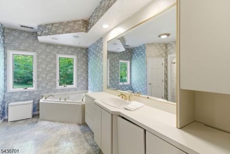 1 Winding Way North Caldwell NJ 07006