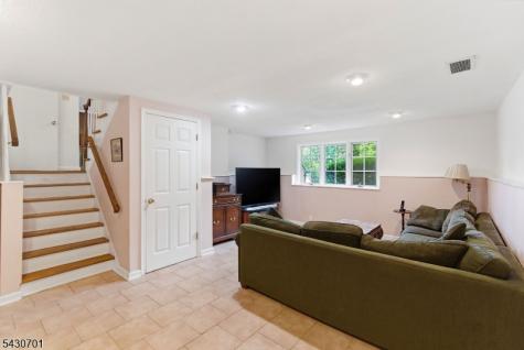 1 Winding Way North Caldwell NJ 07006