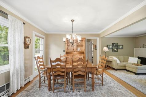 36 Calumet Avenue Oakland NJ 07436