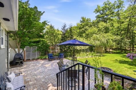 36 Calumet Avenue Oakland NJ 07436