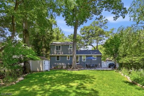 36 Calumet Avenue Oakland NJ 07436