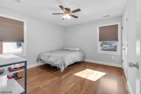 18 S 20th Street Kenilworth NJ 07033