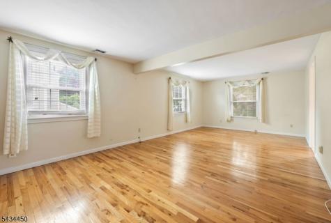26 Fischer Avenue Nutley NJ 07110